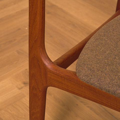 Danish dining chairs in teak, model 'Stol nr 4', by Thorsø Stole- och Møbelfabrik