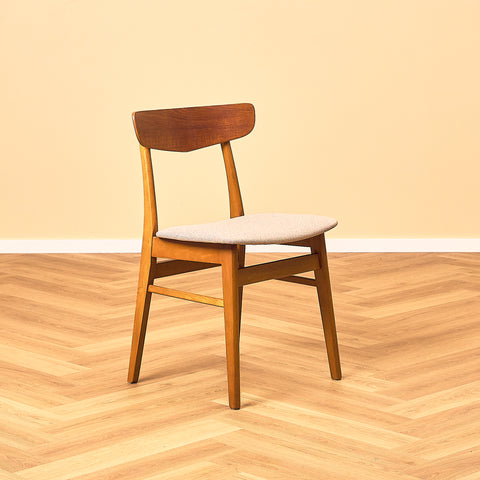 Danish set of 7 dining chairs in teak and beech, model Møsbol, by Findahl Møbelfabrik