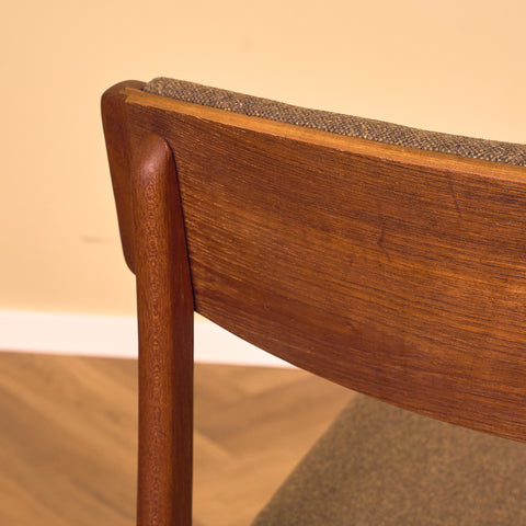 Danish dining chairs in teak, model 'Stol nr 4', by Thorsø Stole- och Møbelfabrik
