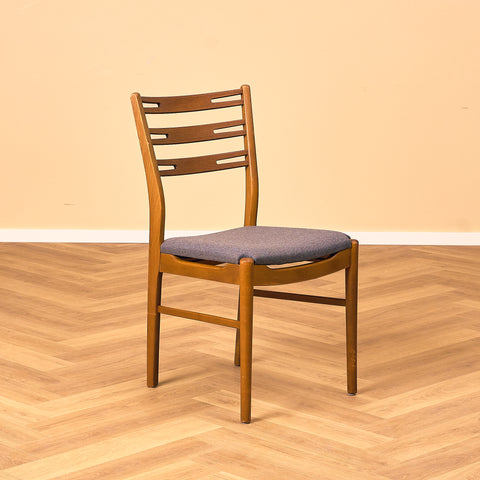 Danish set of 4 dining chairs "model 219" in teak & beech by Farstrup