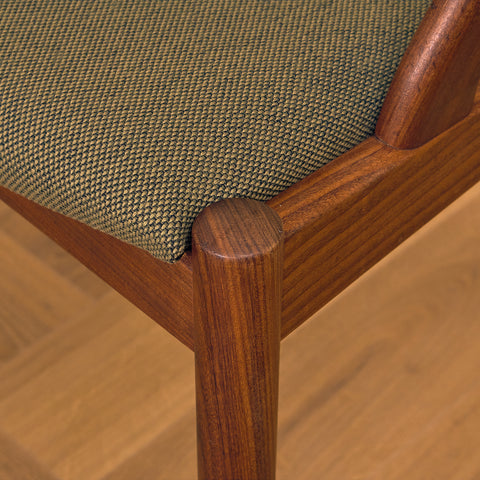 Danish dining chairs in walnut, model 31 by Kai Kristiansen