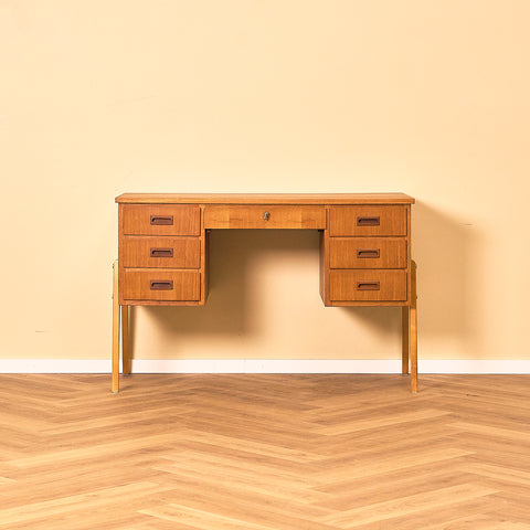 Swedish writing desk in teak and beech