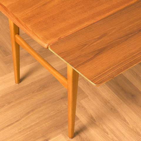 Extandable Swedish coffee table in teak & beech by Emmaboda Möbelfabrik