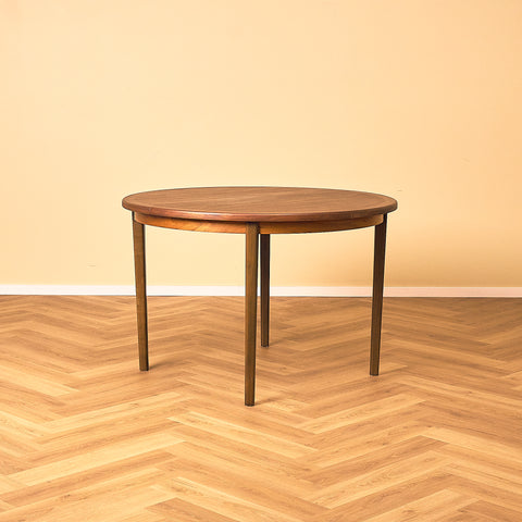 Swedish round dining table in teak by Ulferts