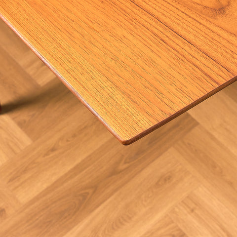 Danish dining table in teak