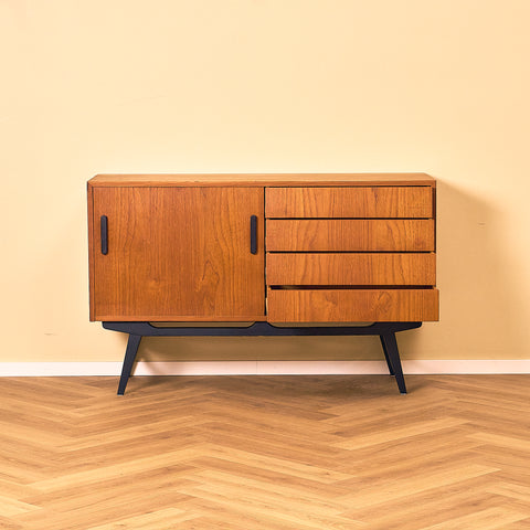 Svensk skänk i teak, modell 'London' från IKEA