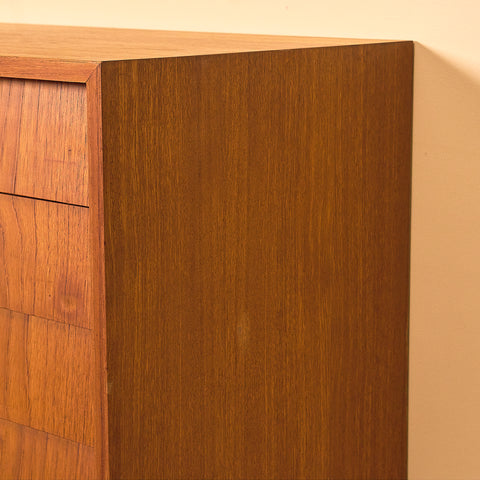 Svensk skänk i teak, modell 'London' från IKEA