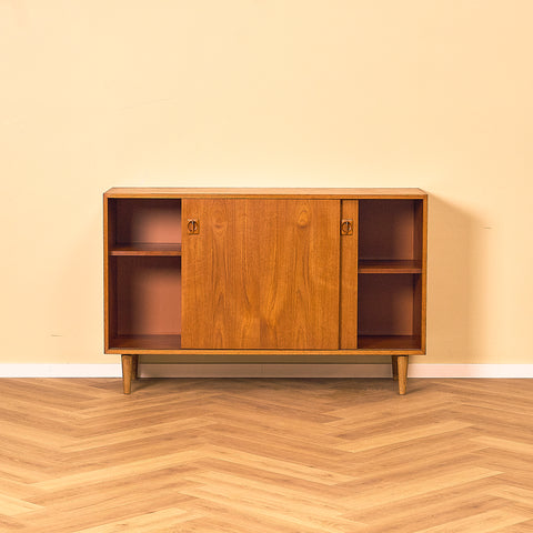 Dansk skänk i teak
