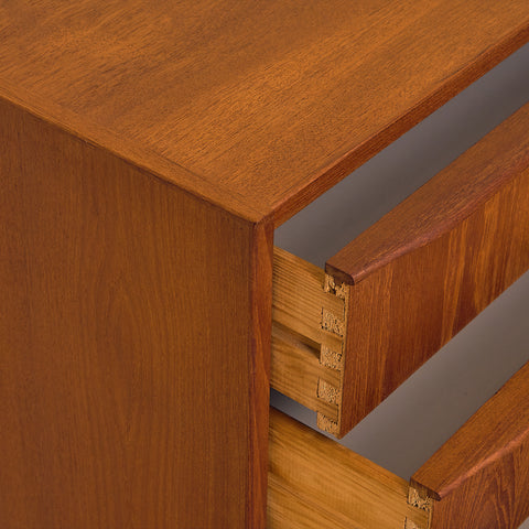 Danish chest of drawers in teak