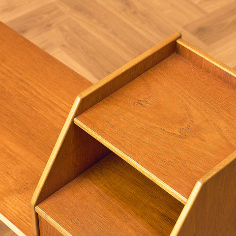 Svensk hallbänk/sidobord i teak