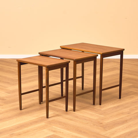 Swedish set of nest of tables in walnut by Opal möbler