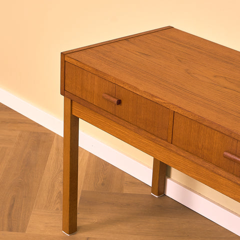 Swedish sideboard / TV-bench in teak and oak