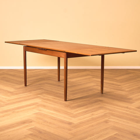 Danish rectangular dining table in teak