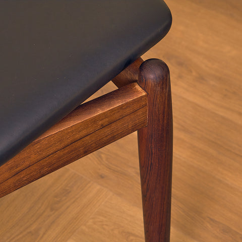 Danish dining chairs in Santos rosewood by Arne Vodder for Sibast, model No. 62