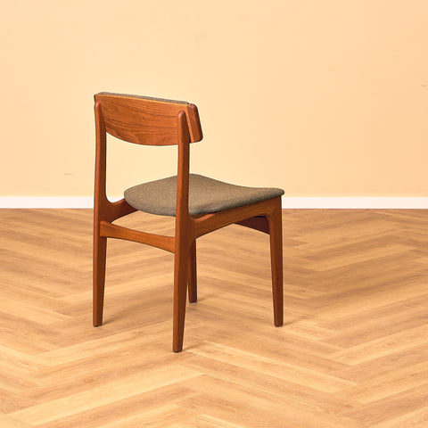 Danish dining chairs in teak, model 'Stol nr 4', by Thorsø Stole- och Møbelfabrik