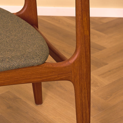 Danish dining chairs in teak, model 'Stol nr 4', by Thorsø Stole- och Møbelfabrik