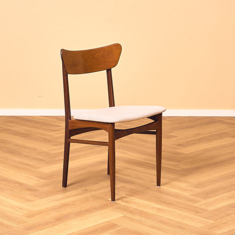 Danish set of 4 dining chairs in teak & walnut