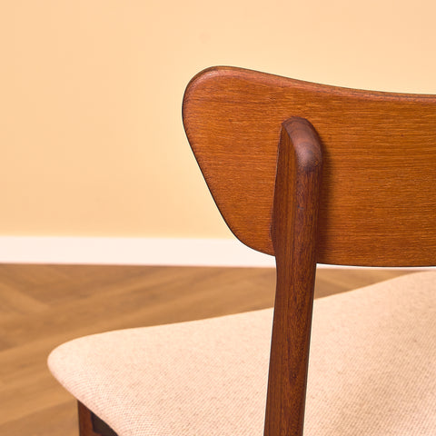 Danish set of 4 dining chairs in teak & walnut