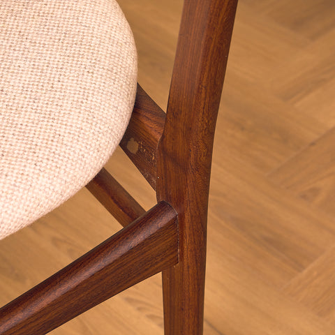 Danish set of 4 dining chairs in teak & walnut