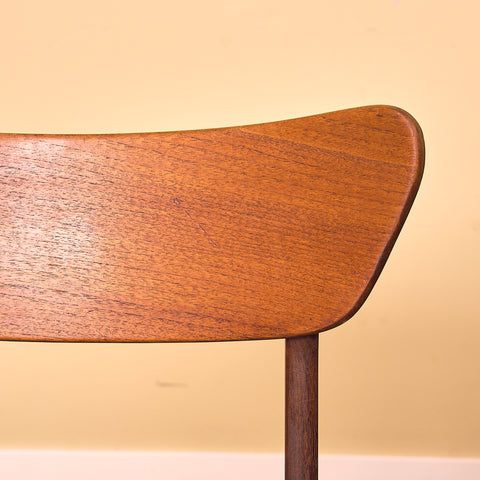 Danish set of 4 dining chairs in teak & walnut