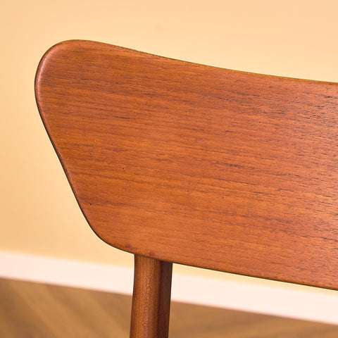 Danish set of 4 dining chairs in teak & walnut