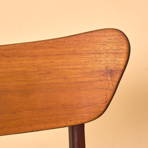 Danish set of 4 dining chairs in teak & walnut