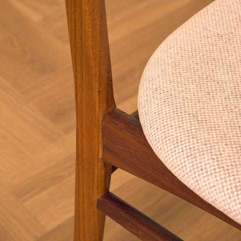 Danish set of 4 dining chairs in teak & walnut