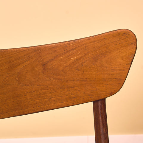 Danish set of 4 dining chairs in teak & walnut