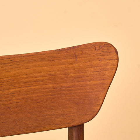 Danish set of 4 dining chairs in teak & walnut