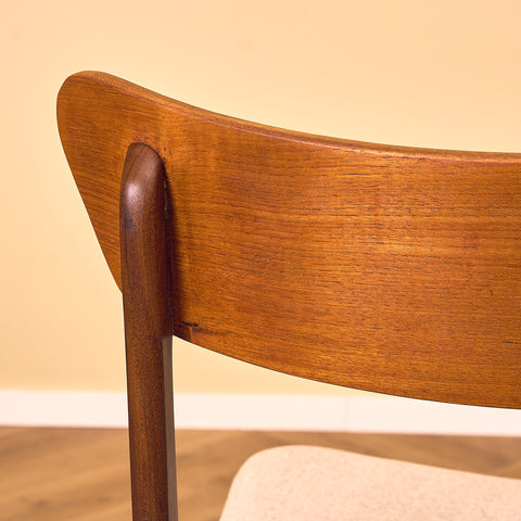 Danish set of 4 dining chairs in teak & walnut