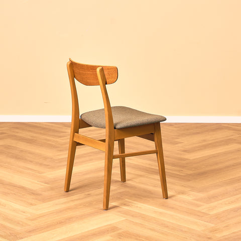 Danish dining chairs in teak & beech by Findahl Møbelfabrik, model 'Møsbol'