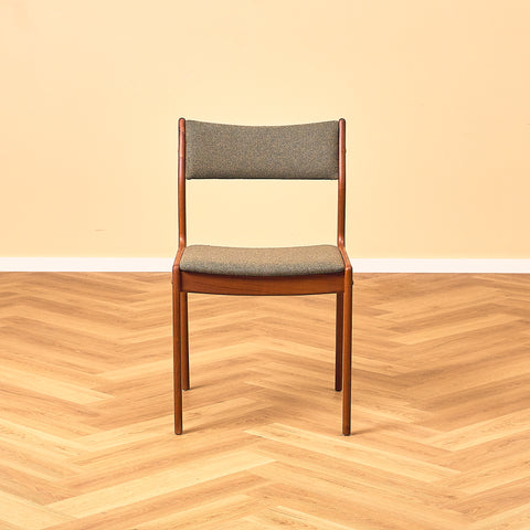 Danish dining chairs in teak by Johannes Andersen for Uldum Mobelfabrk