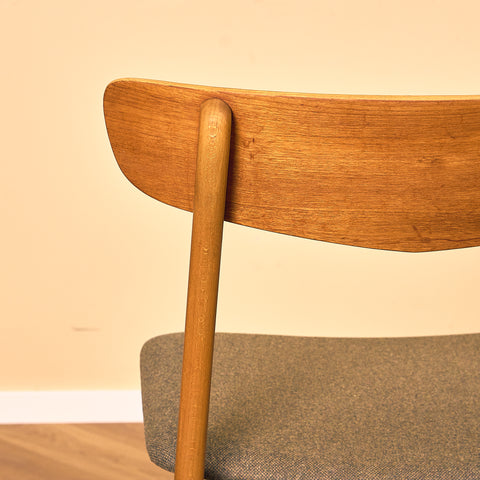 Danish dining chairs in teak & beech by Findahl Møbelfabrik, model 'Møsbol'