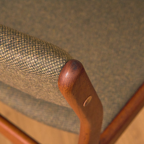 Danish dining chairs in teak by Johannes Andersen for Uldum Mobelfabrk