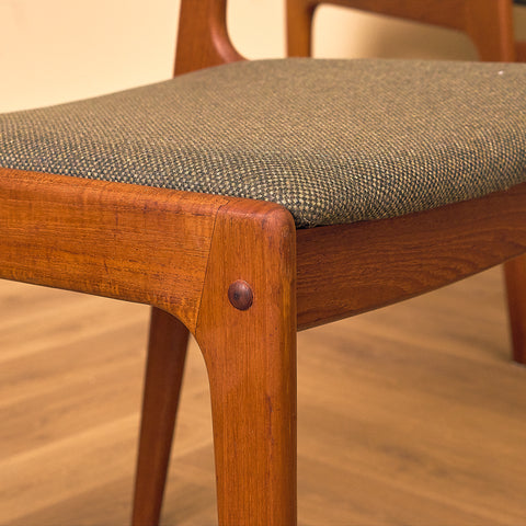 Danish dining chairs in teak by Johannes Andersen for Uldum Mobelfabrk