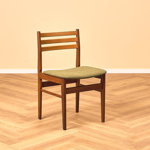 Danish set of 6 dining chairs in teak & walnut