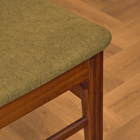 Danish set of 6 dining chairs in teak & walnut