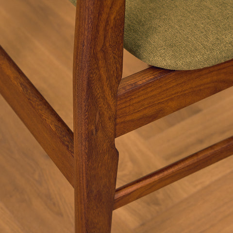 Danish set of 6 dining chairs in teak & walnut