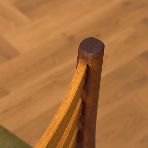 Danish set of 6 dining chairs in teak & walnut