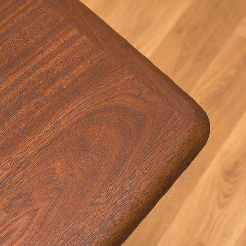 Danish oval dining table in Santos rosewood, probably by Farstrup