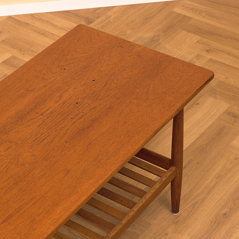 Danish coffee table in teak and oak by Ejvind A. Johansson for FDB
