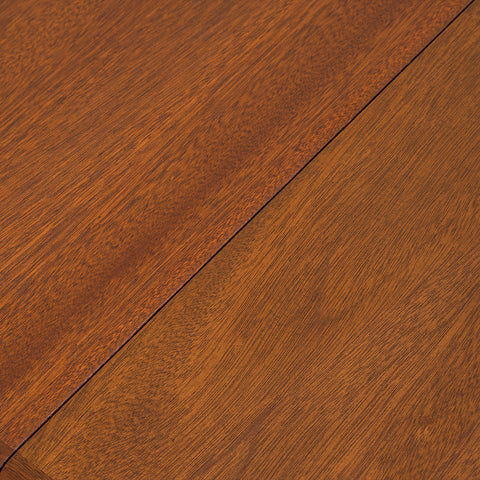 Danish small oval dining table in mahogany by Skovby Møbelfabrik