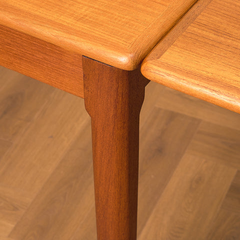 Danish dining table in teak