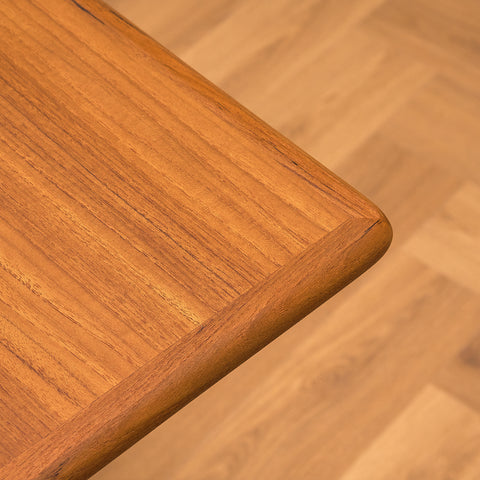 Danish dining table in teak