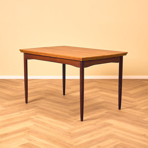 Danish dining table in teak