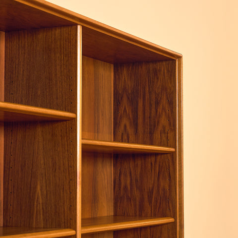 Swedish bookshelf in walnut by Bertil Fridhagen for Bodafors