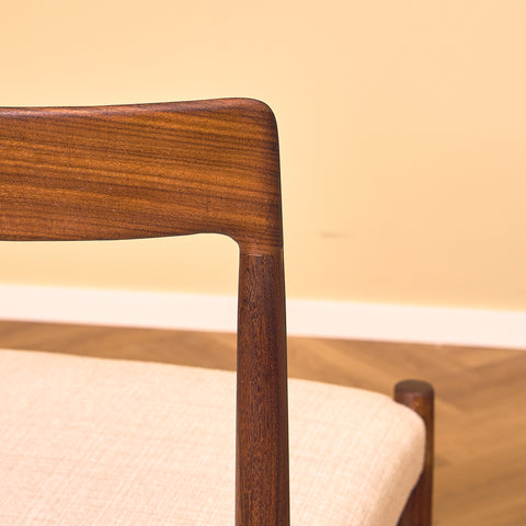 German set of 6 dining chairs in walnut by Lübke