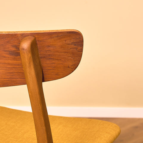 Danish dining chairs in teak & beech by Findahl Møbelfabrik, model 'Møsbol'