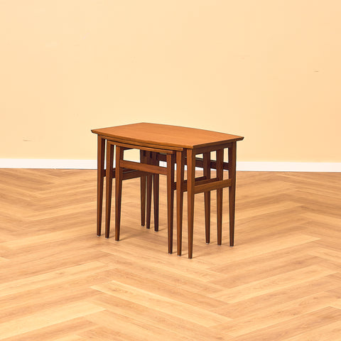Danish set of nest of tables in teak and walnut