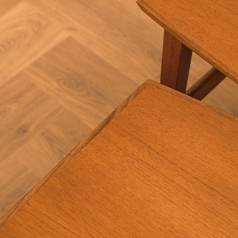 Danish set of nest of tables in teak and walnut